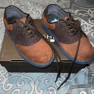 Boy’s Florsheim dress shoes